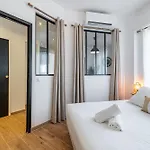 Large & Quiet 1 Bdr Downtown * Nizza