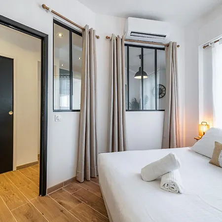 Large & Quiet 1 Bdr Downtown * نيس
