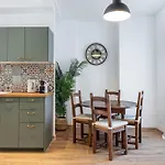 Large & Quiet 1 Bdr Downtown Διαμέρισμα *
